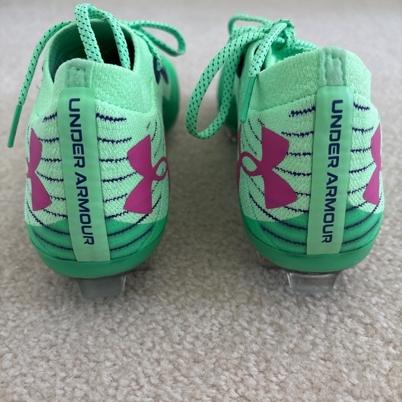 Brand new Under Armour shadow elite soccer cleats - Picture 3 of 6